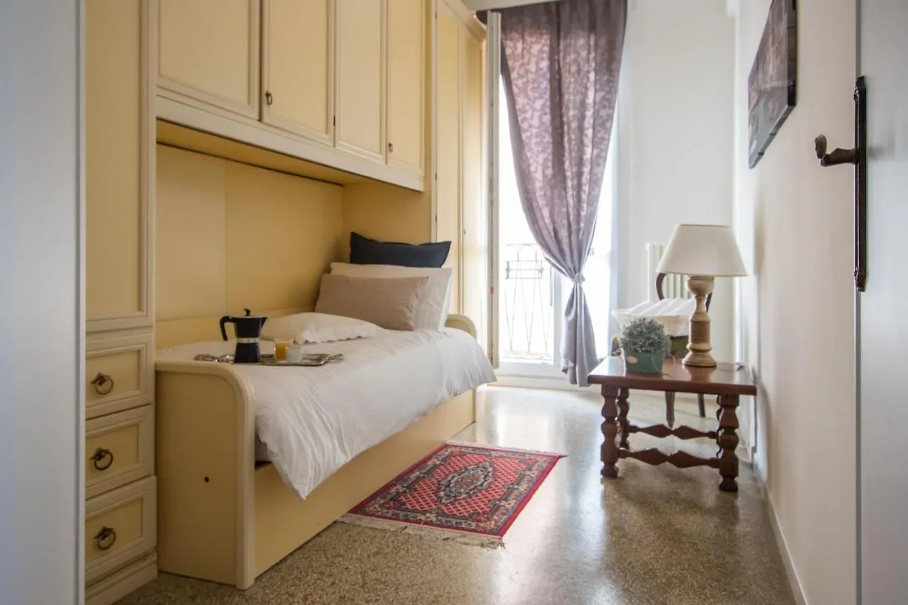 Biennale Apartments Venice 0*,